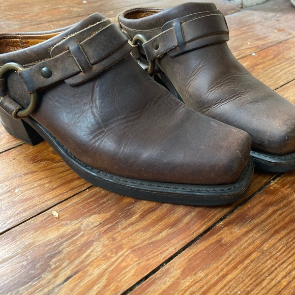 Frye Clogs - Picture 2 of 8